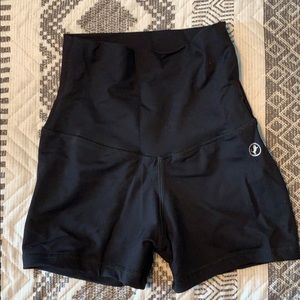 Abs2be scrunch booty shorts.